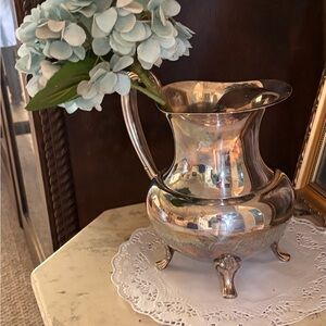 Vintage Oneida silver plated water pitcher.
